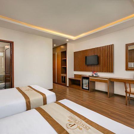 Prague Da Nang Beach Hotel Exterior foto